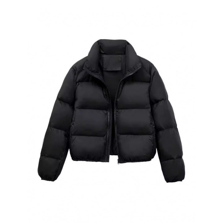 Short women's quilted jacket with zipper
