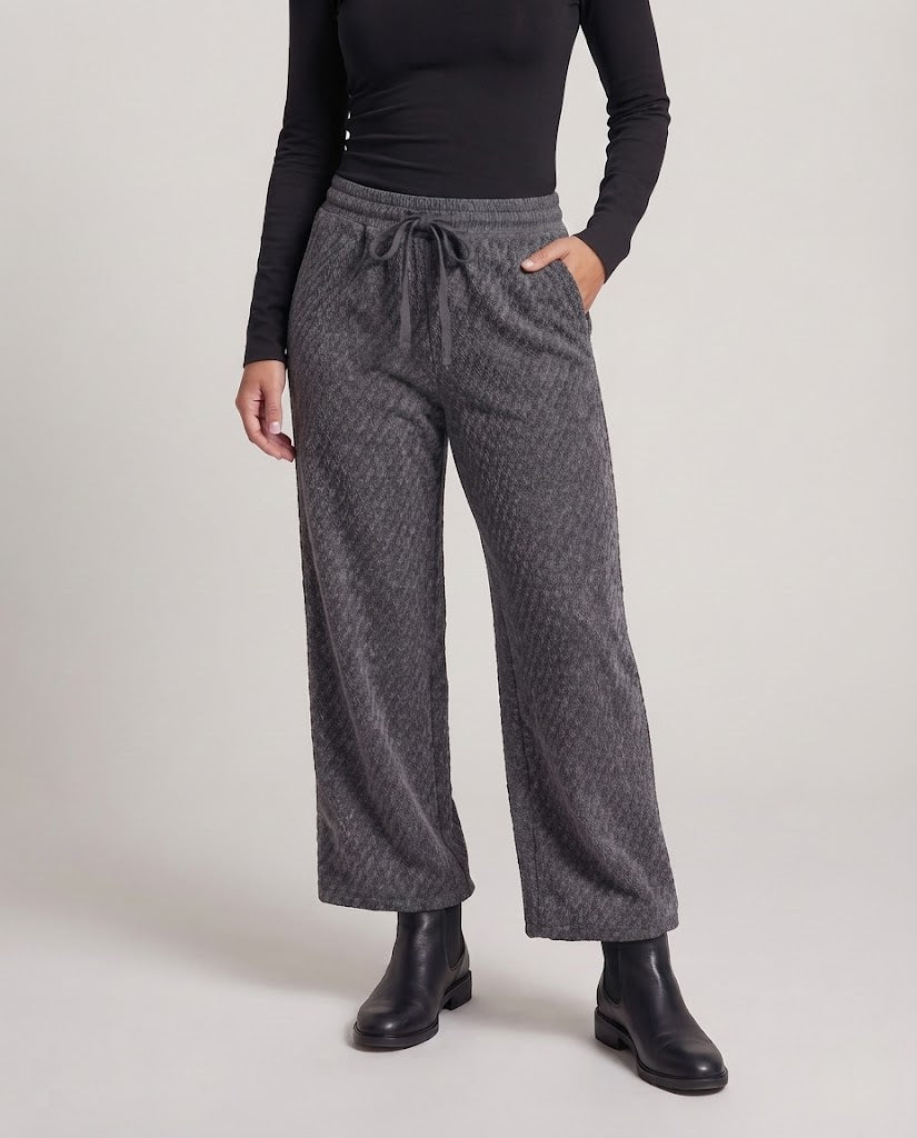 Ladies Casual and Comfortable Flared Trousers Amarae