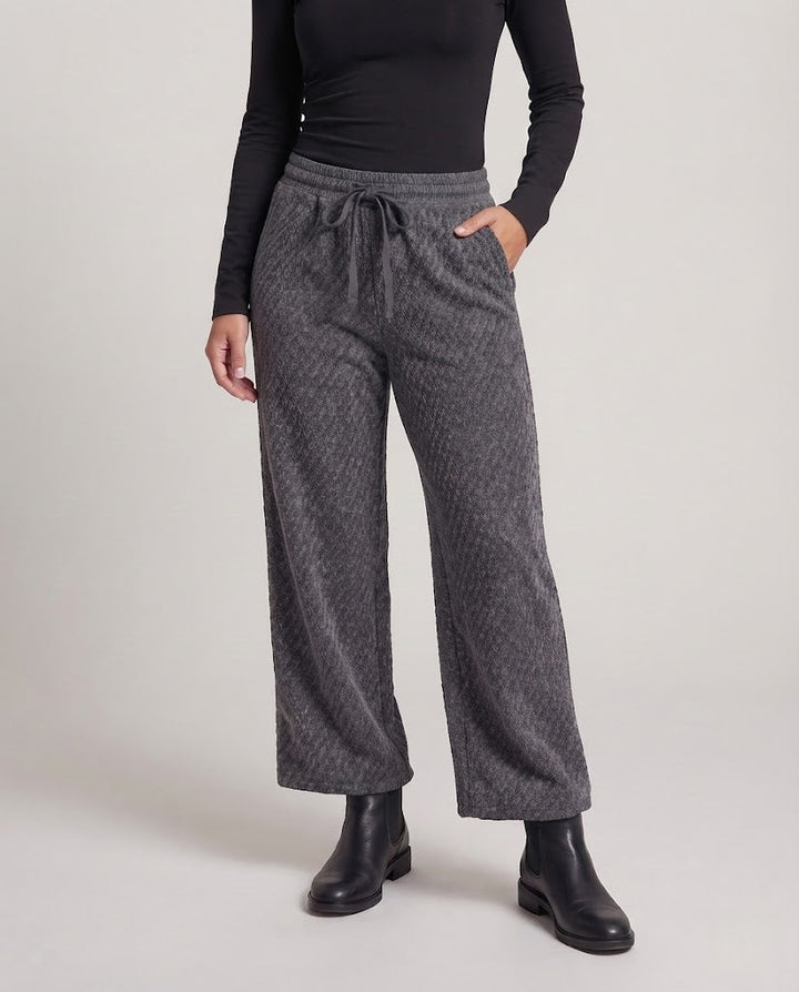 Ladies Casual and Comfortable Flared Trousers Amarae