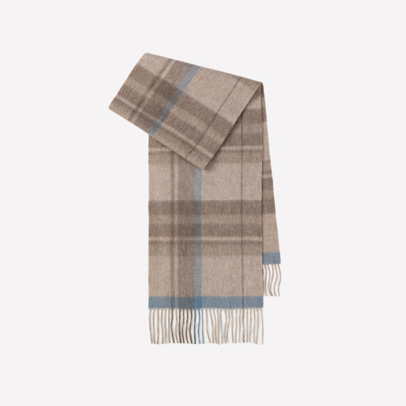 British wool scarf with fringes, checkered