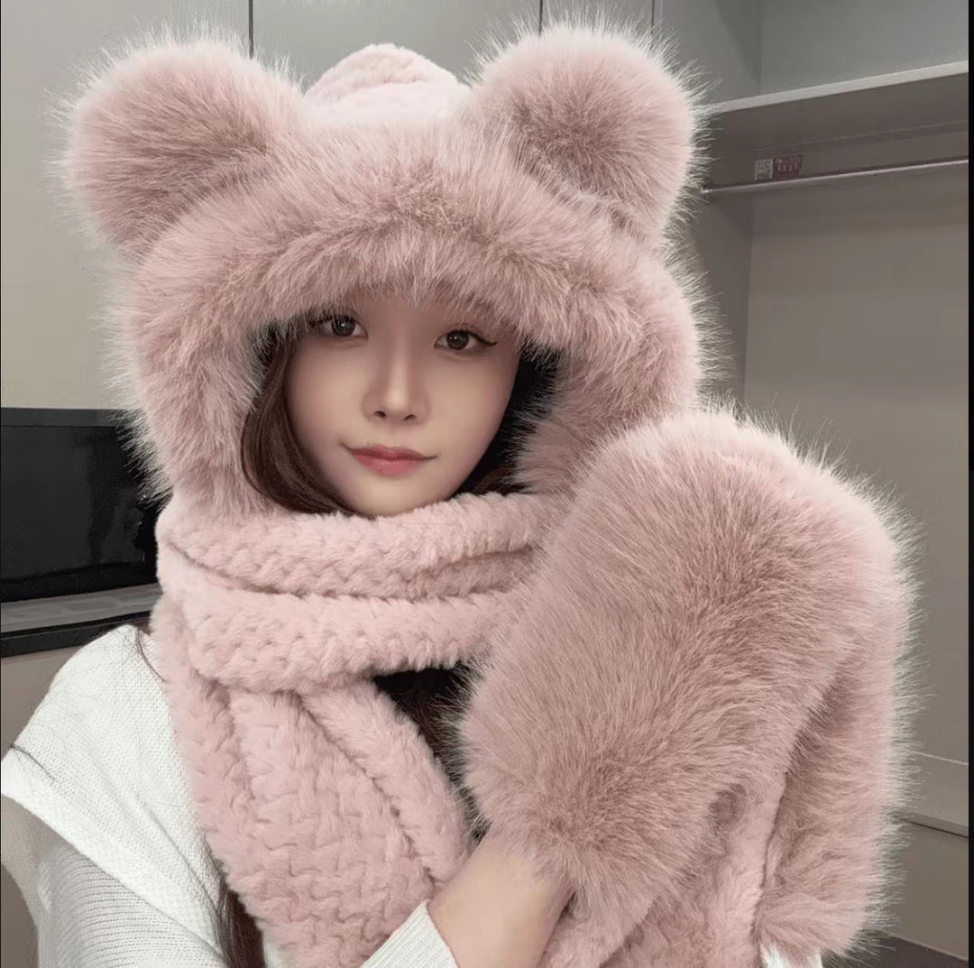 3-in-1 Set: Hat, Scarf and Gloves, fluffy