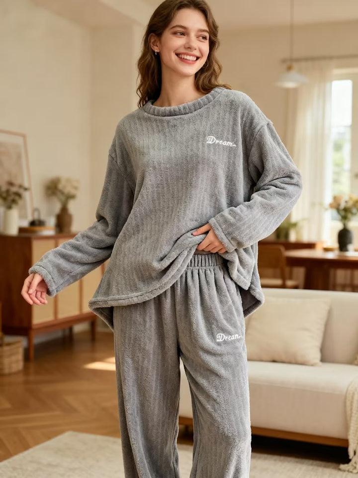 Warmer coral fleece pajamas, long-sleeved, printed