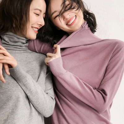 Women's turtleneck sweater, slim fit