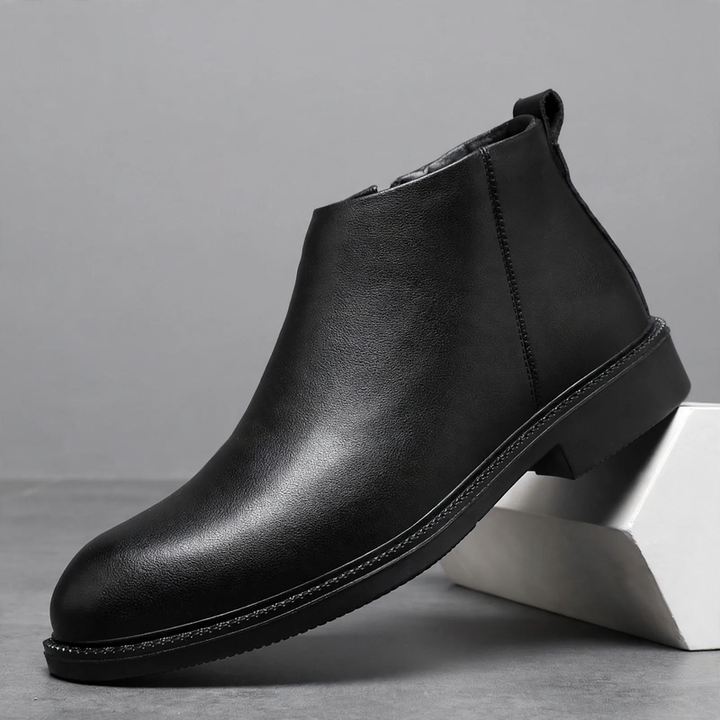 Men's Chelsea boots in English style