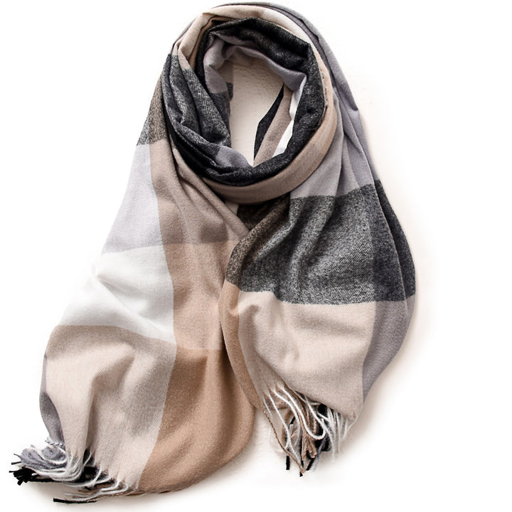 Large winter scarf with check pattern, 180 cm