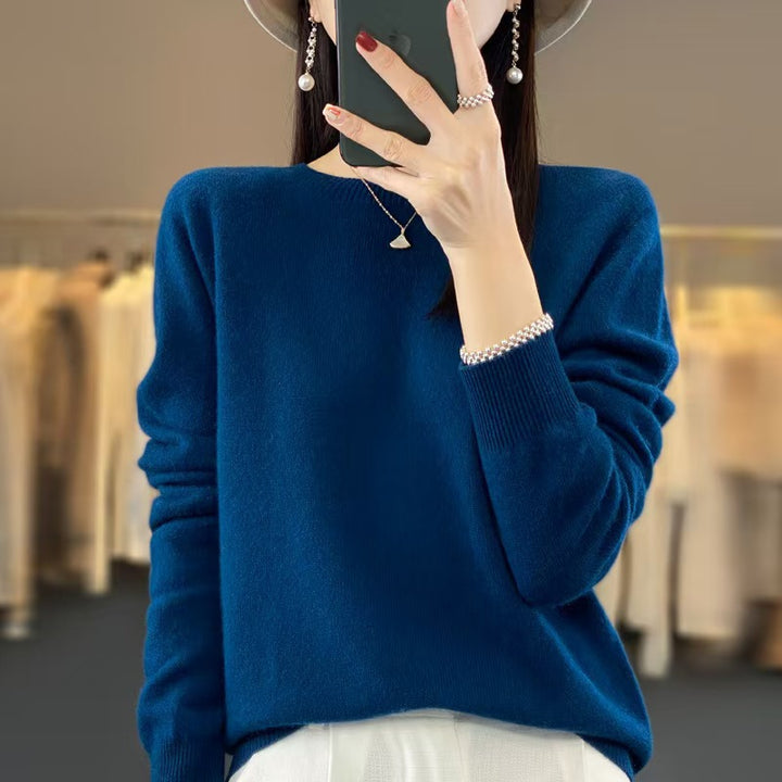 Women's wool sweater, crew neck, loose fit