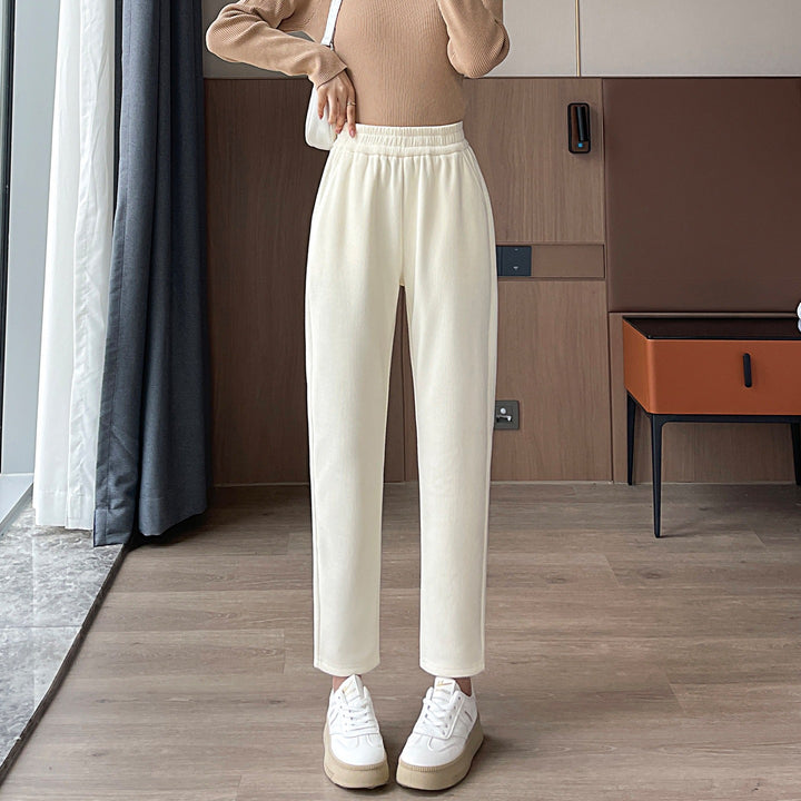 Women’s harem pants made of cord, lined