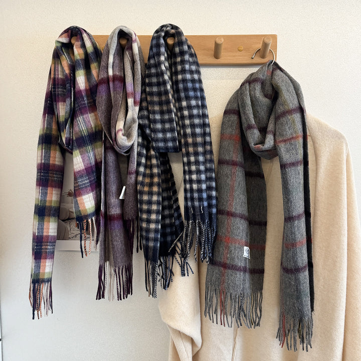 Wool scarf with check pattern, 100% wool, 165x30 cm