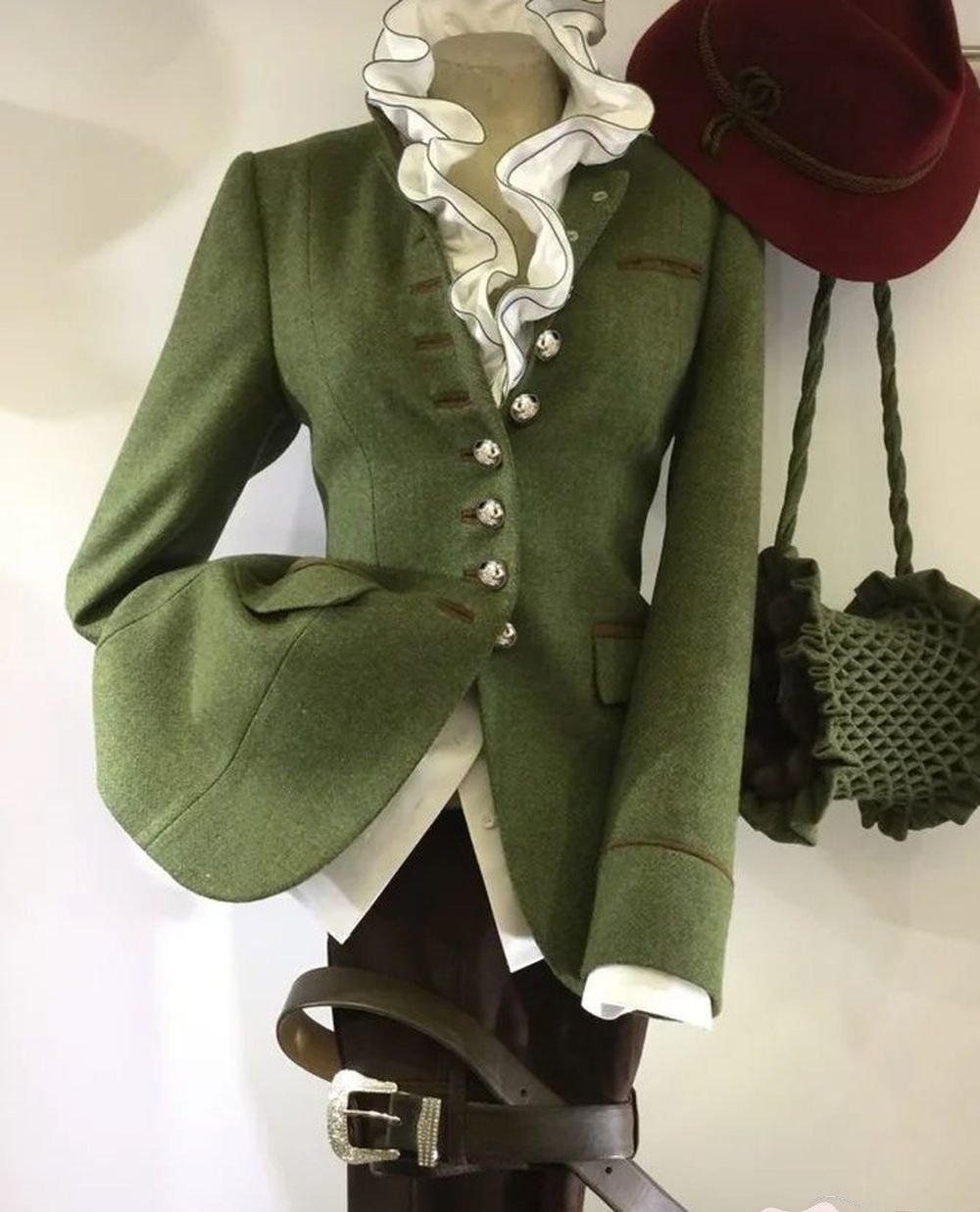 Amarae | Olive long sleeve jacket with inserts for women