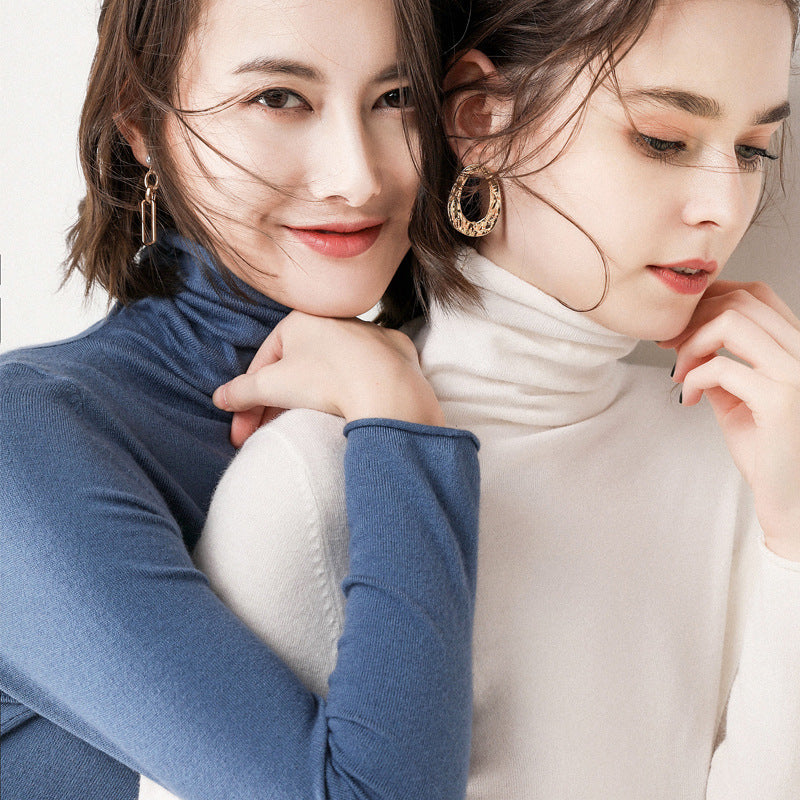 Short roll-neck knit sweater made of wool blend