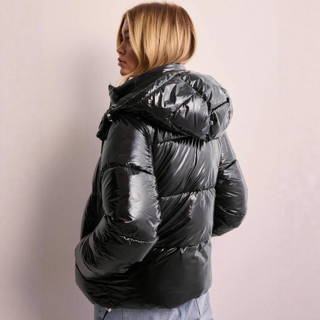 Padded women's hoodie jacket with 3D effect