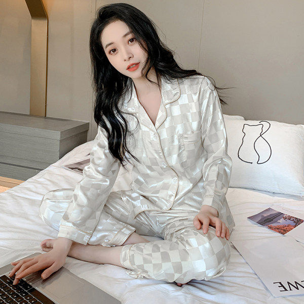 Women's pajamas, long, checked