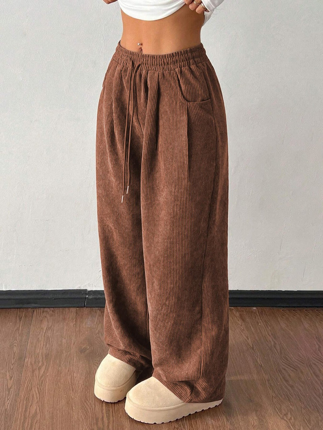Women's corduroy pants with wide leg and drawstring
