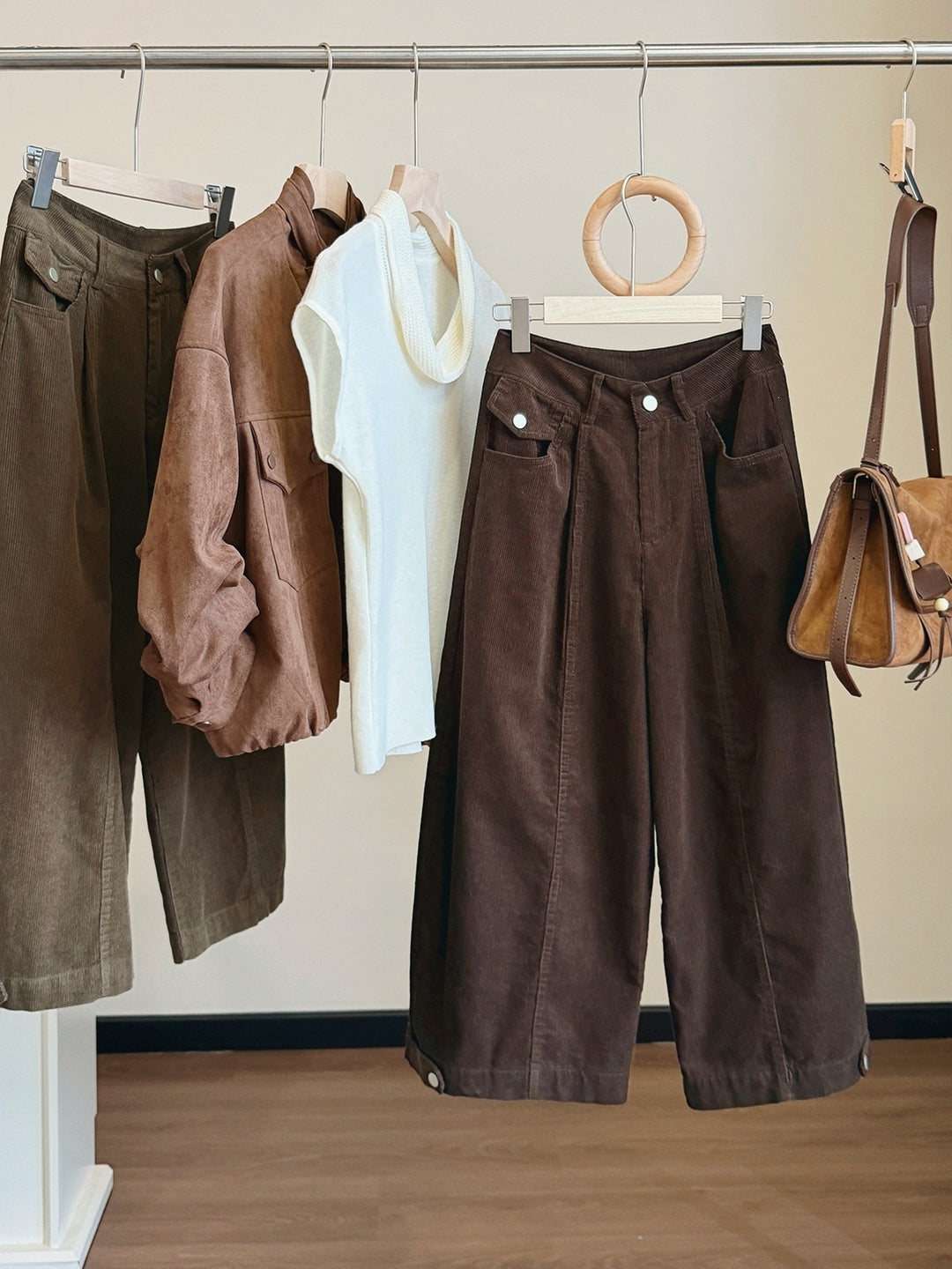 Women's corduroy pants, 7/8 length, wide leg