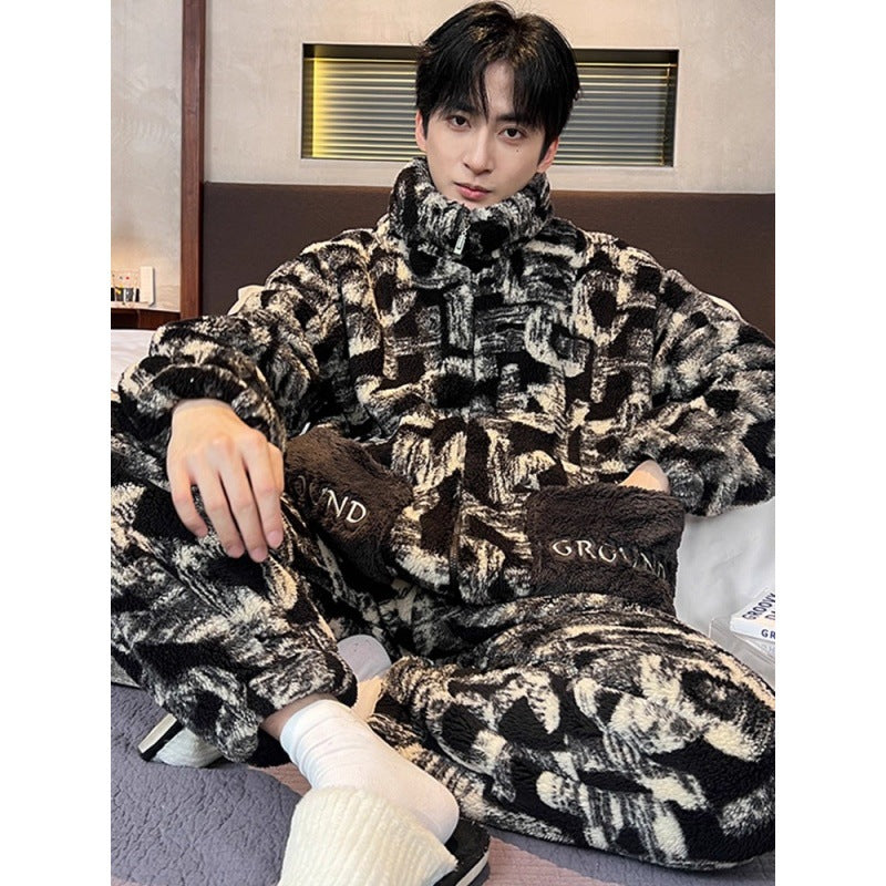 Luxurious men's pajama set made of flannel, warm and lined