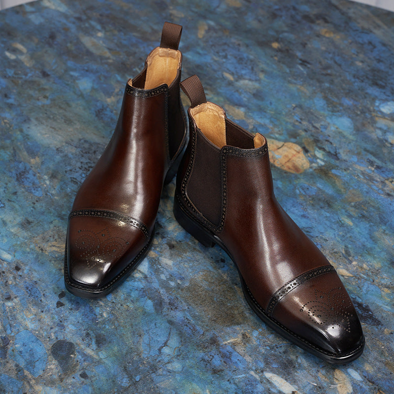 Men's Chelsea boots made of leather, brogue design, round