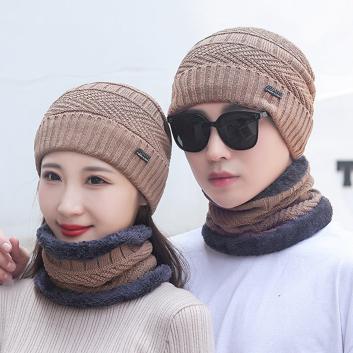 Padded knit hat and scarf set for men