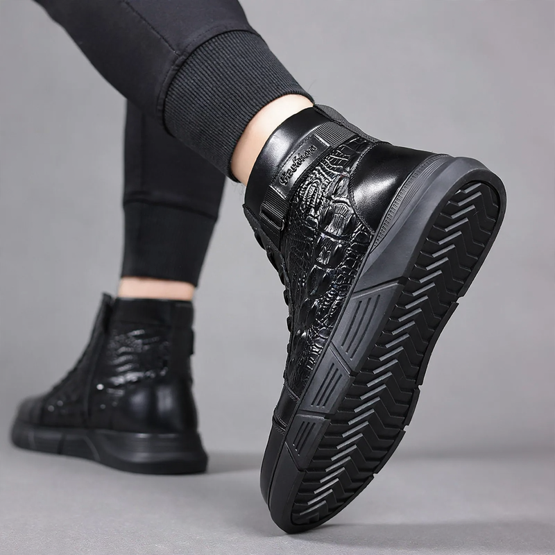 Padded men's leather boots with lamb fur mix