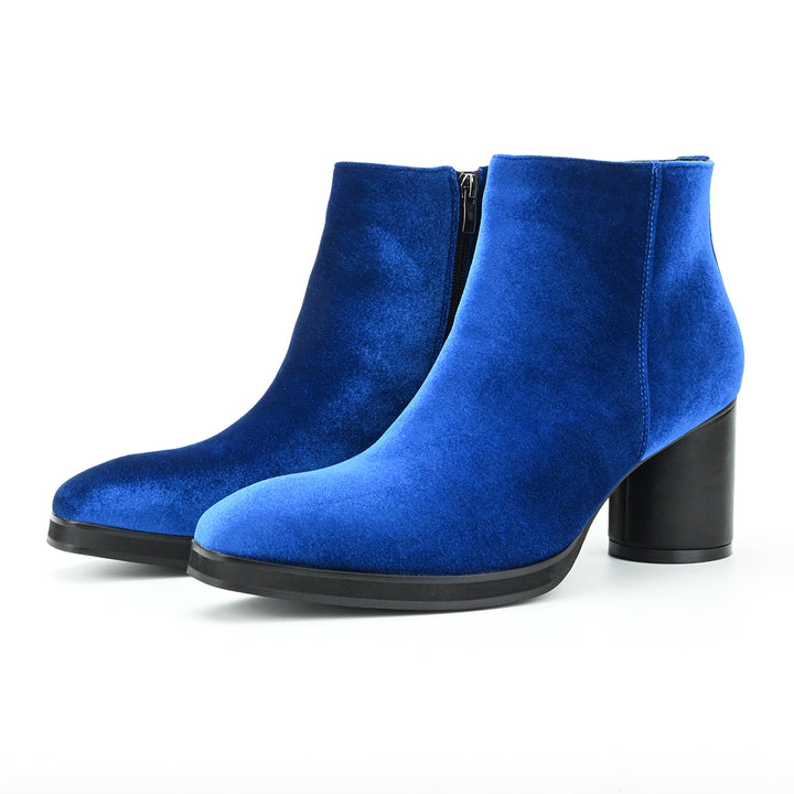 Elegant men's Chelsea boots