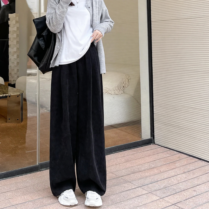 Padded cord wide pants in relaxed style