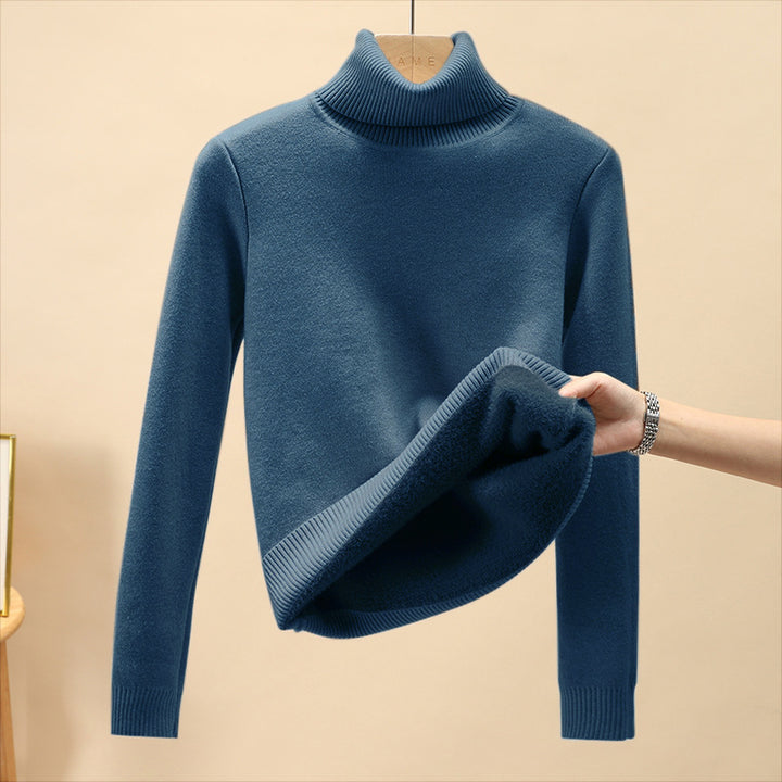 Women's pullover with stand-up collar and fleece lining