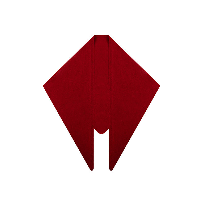 Triangle scarf made of 100% wool, elegant and warming