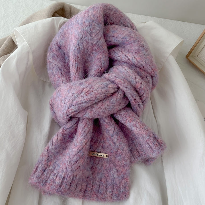 Knitted scarf made of alpaca wool blend