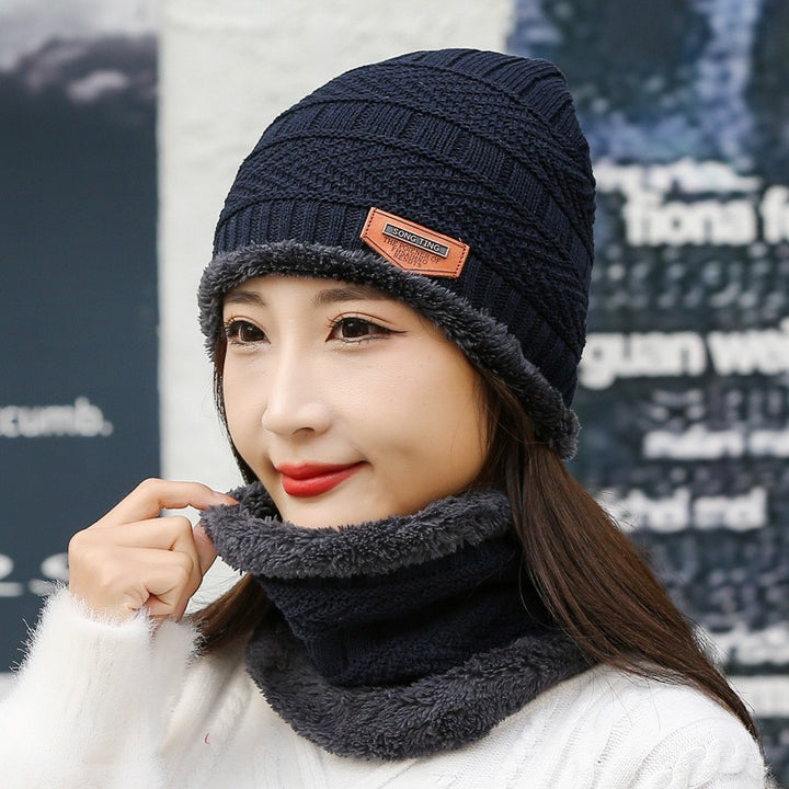 Winter Set: Knitted hat and scarf, lined