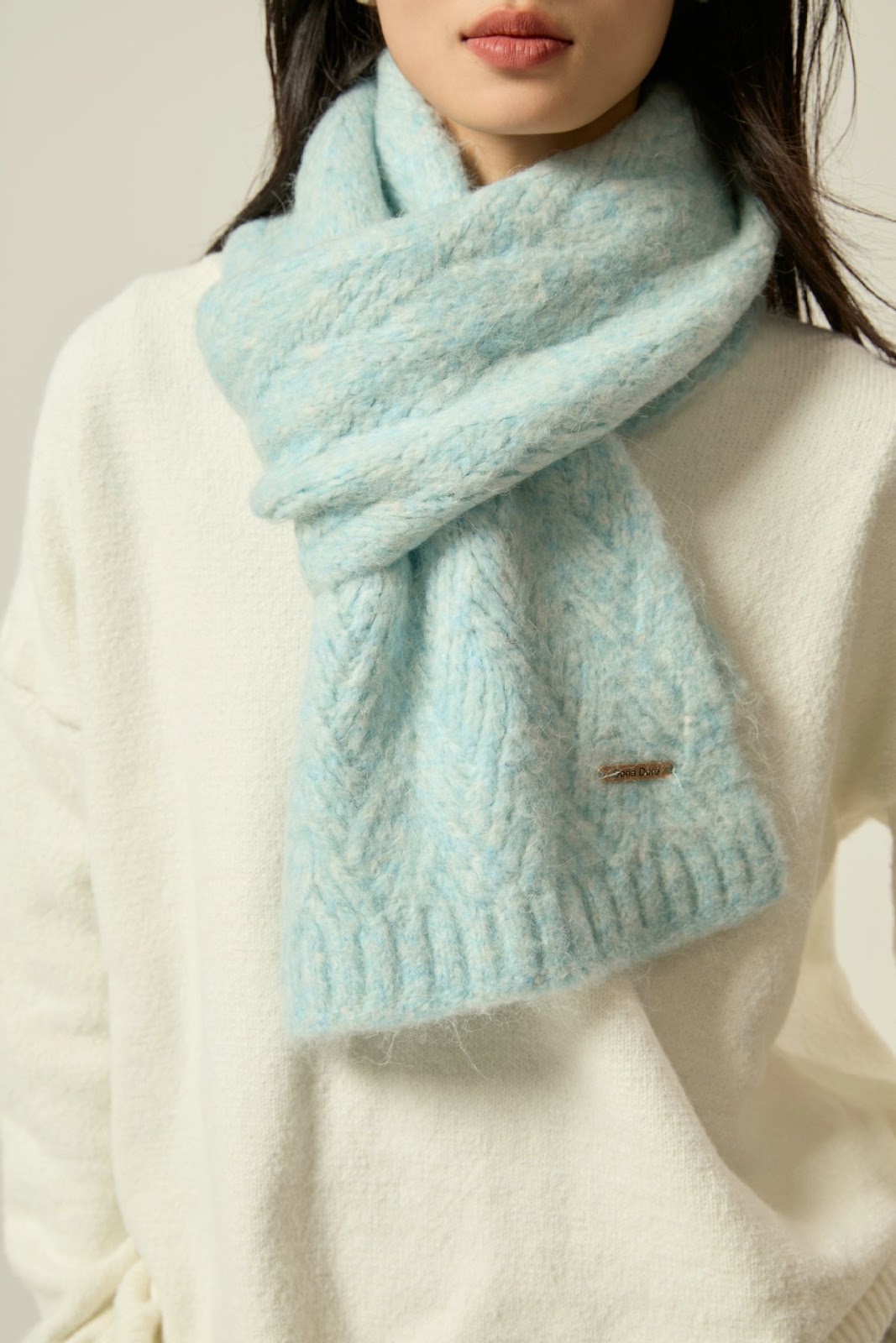 Thick alpaca wool scarf for winter