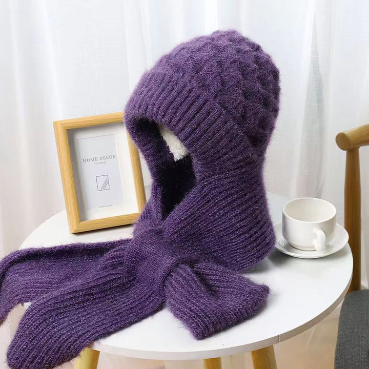 Knitted hat and scarf set