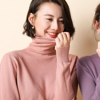 Women’s knitted sweater, stand-up collar, loose fit