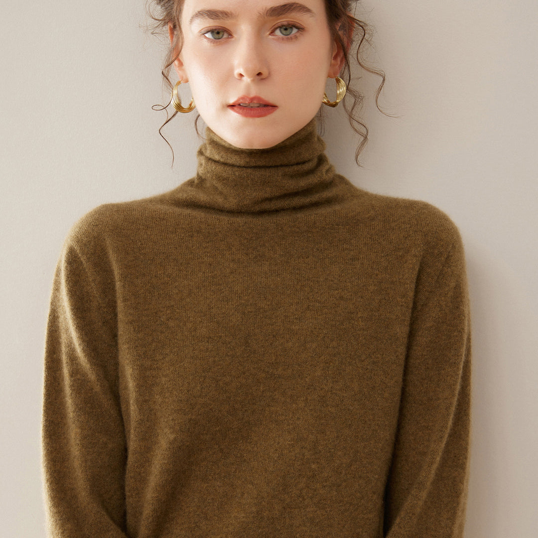 Soft cashmere sweater with stand-up collar