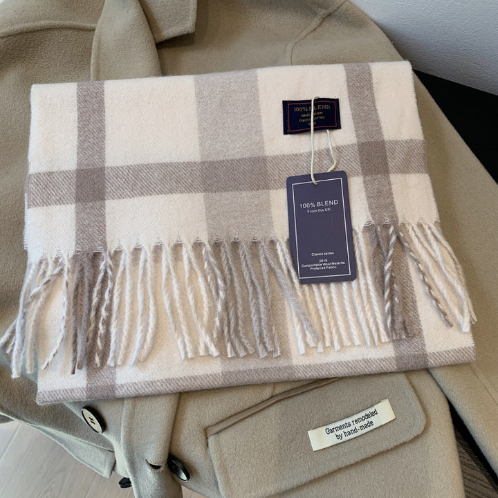 Checked scarf in retro style for women and men