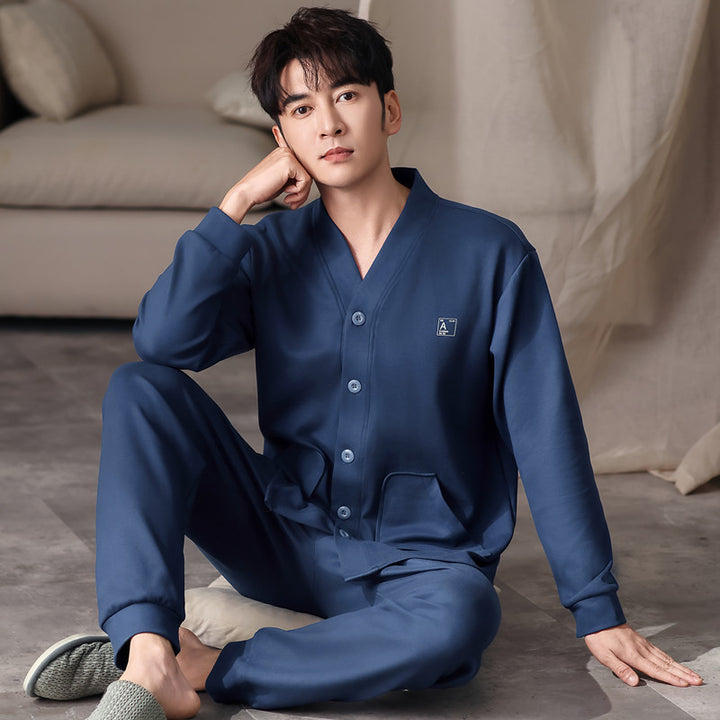 Warmer men's house suit made of thermostat fabric