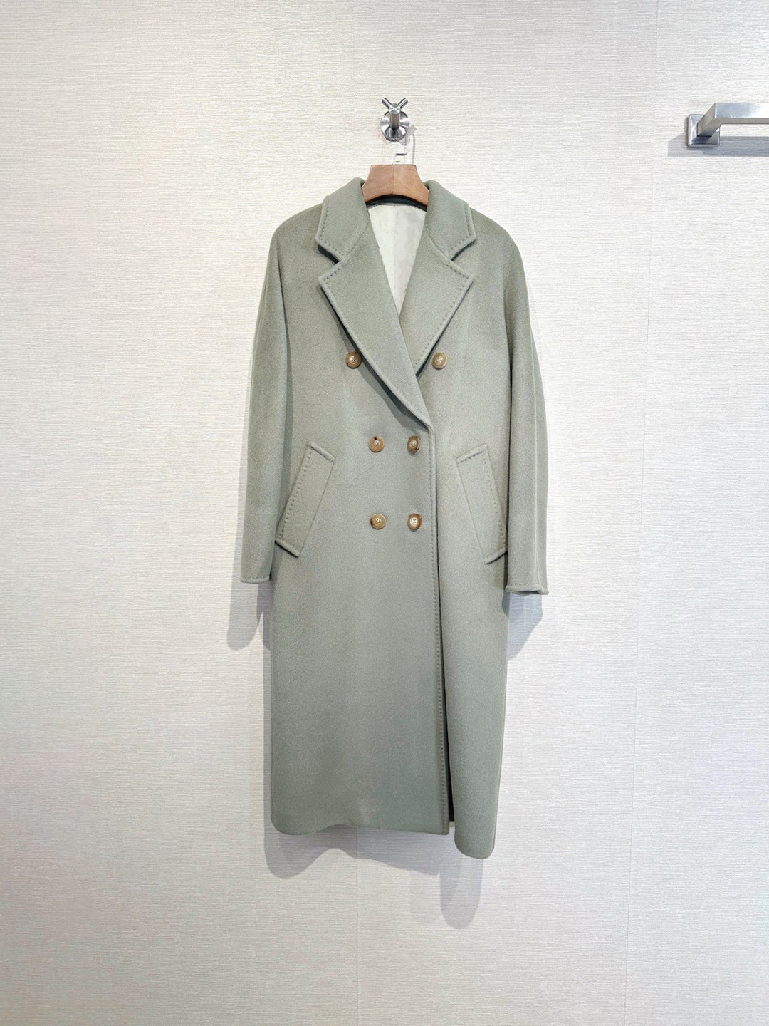 Classic women's wool coat, double-breasted, loose fit
