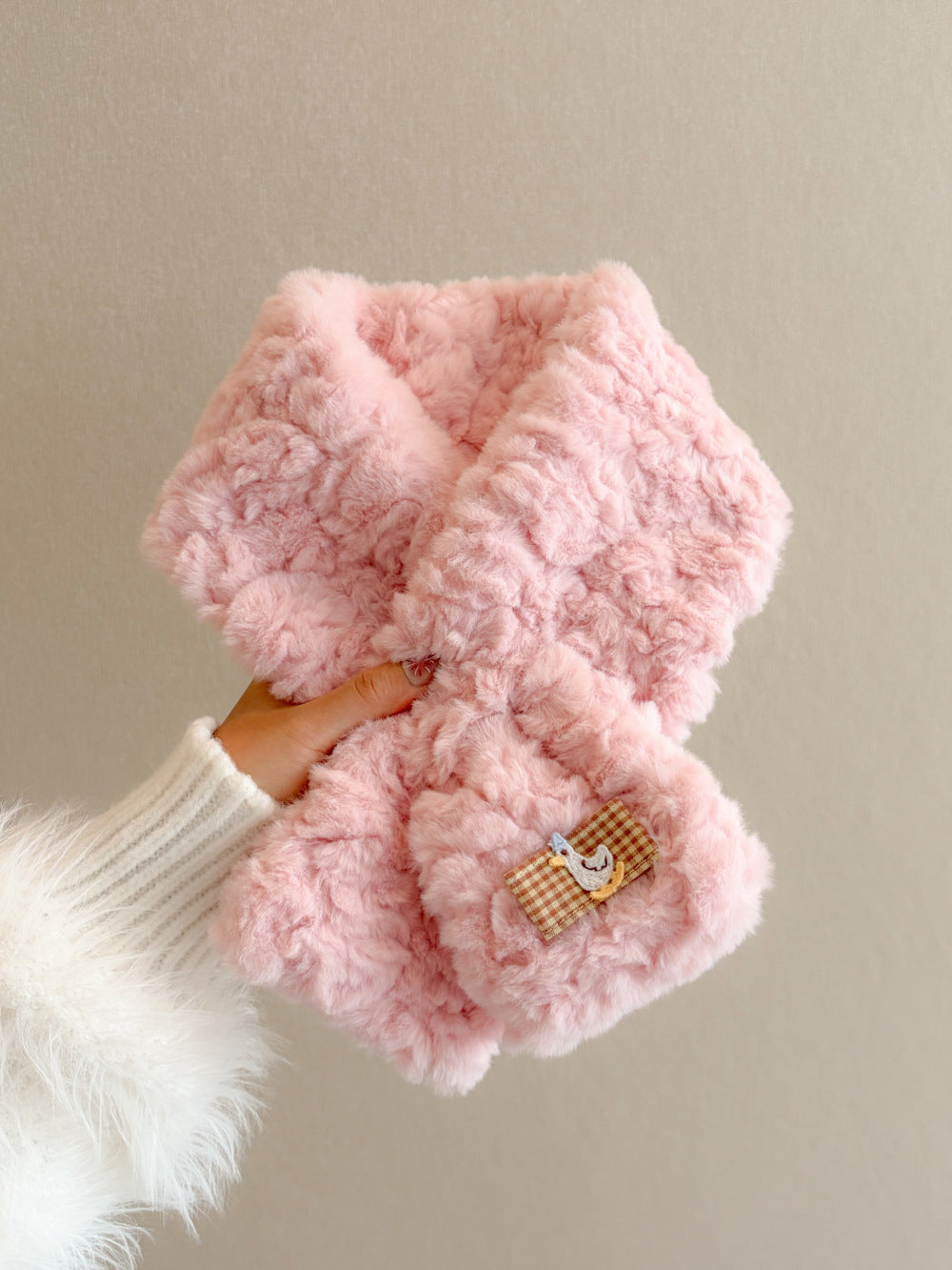 Fluffy faux fur scarf, 80x11 cm