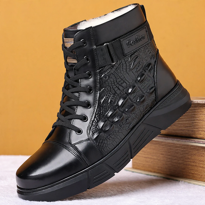 Padded men's leather boots with lamb fur mix