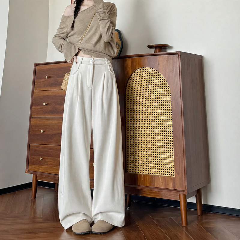 Women's corduroy trousers with wide legs and straight cut