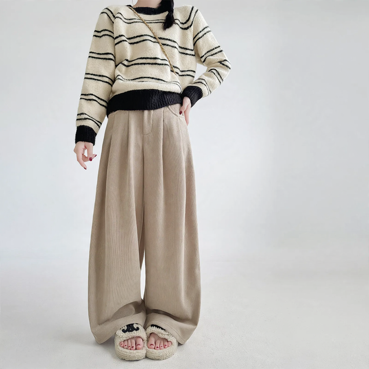 Women’s corduroy pants with wide leg, high waist