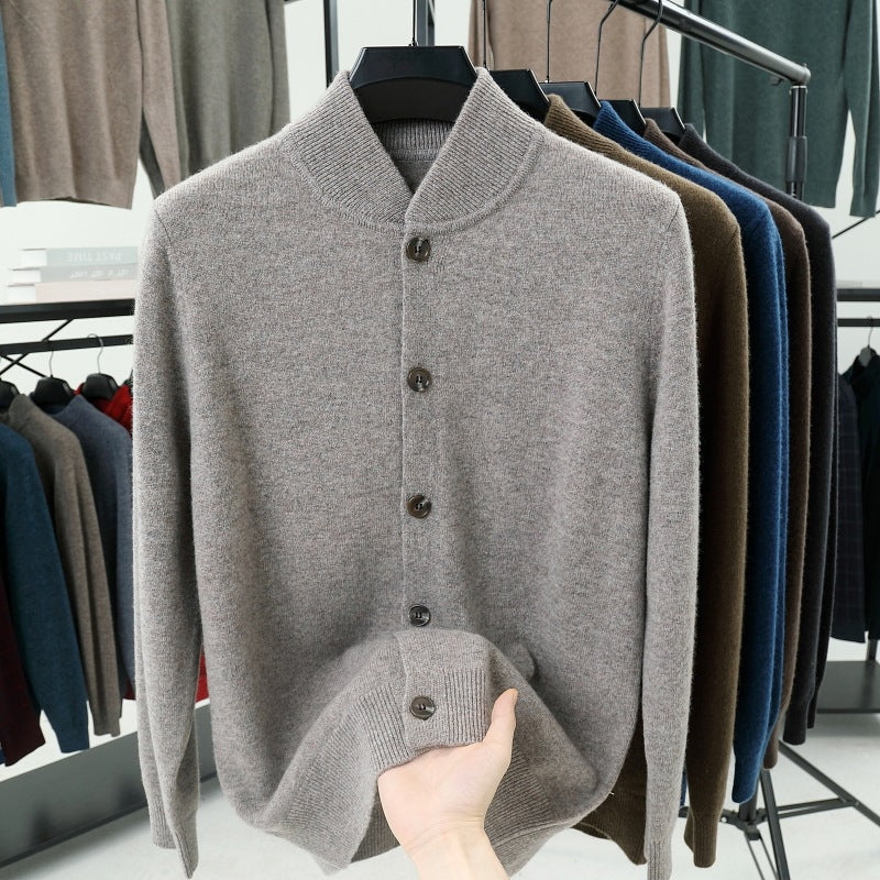 Men's cardigan with standing collar and buttons