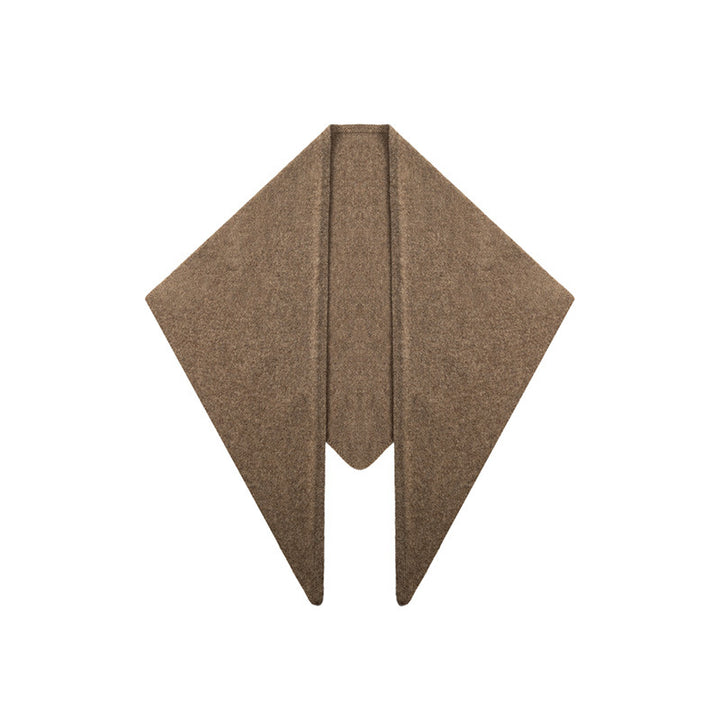 Triangle scarf made of 100% wool, elegant and warming