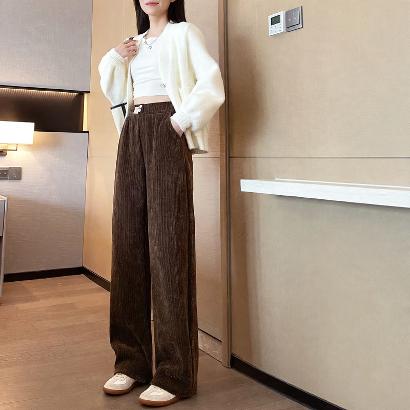 Women's corduroy trousers made of chenille, lined