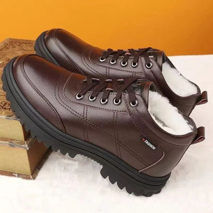 Padded men's winter boots, warm and comfortable