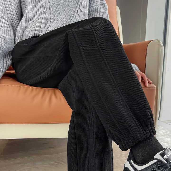 Ladies corduroy trousers, padded, casual fit