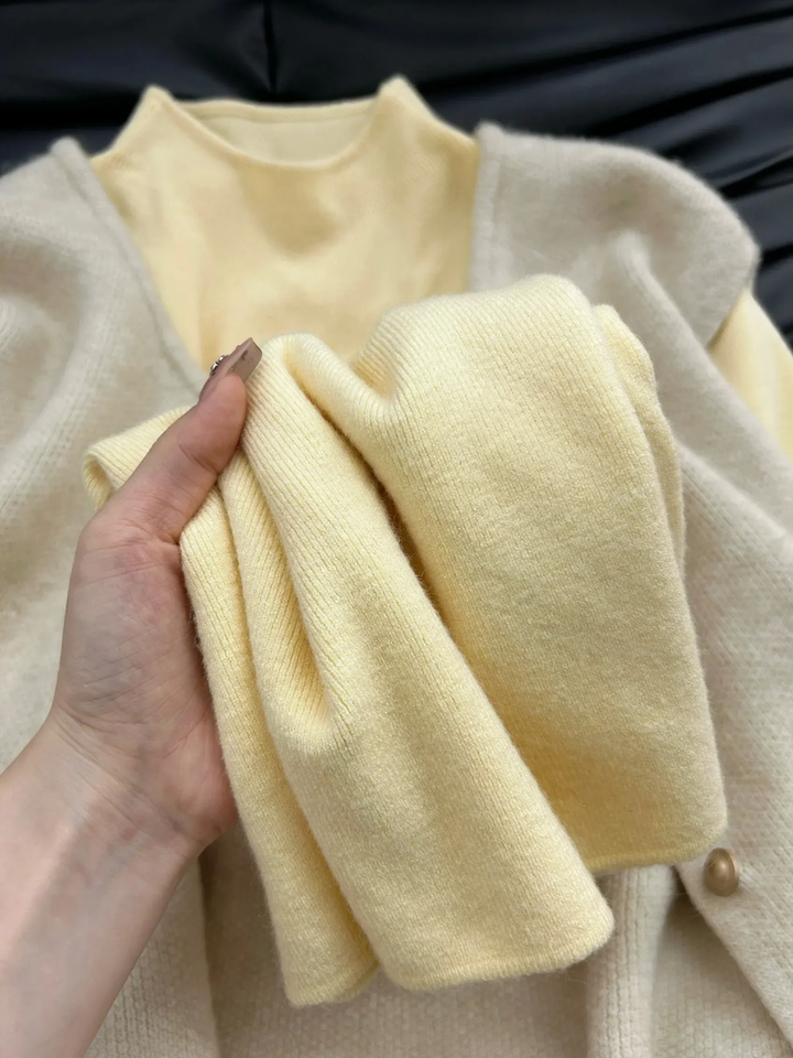 Women's knitted sweater with small stand-up collar