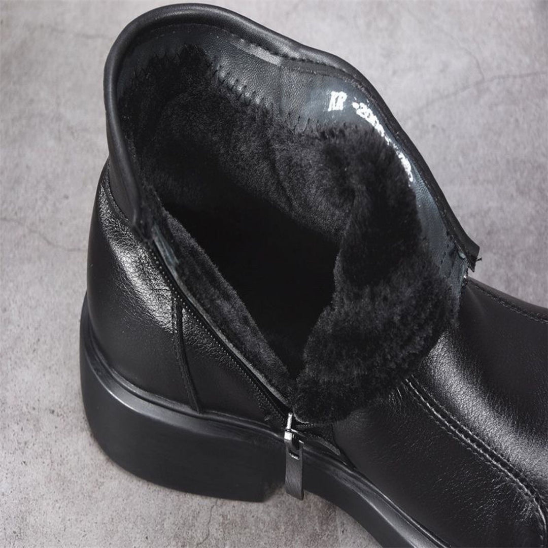 Men's Chelsea boots made of genuine leather with zipper