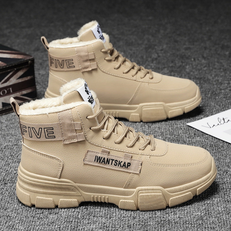 Padded men's winter boots, mid-height shaft