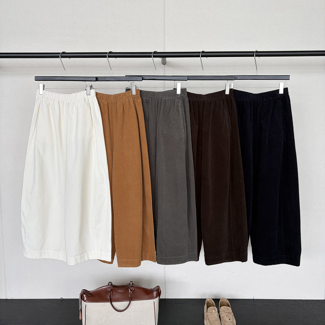 Women's corduroy pants with wide leg and elastic waistband