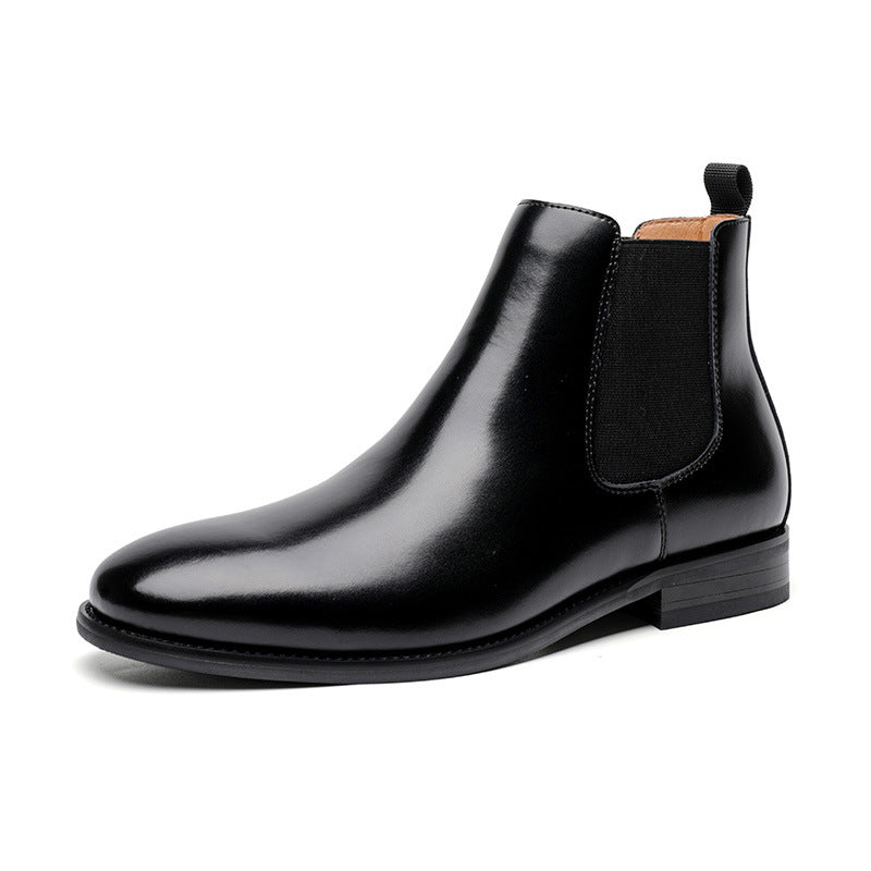 Men's Chelsea boots made of leather, classic round
