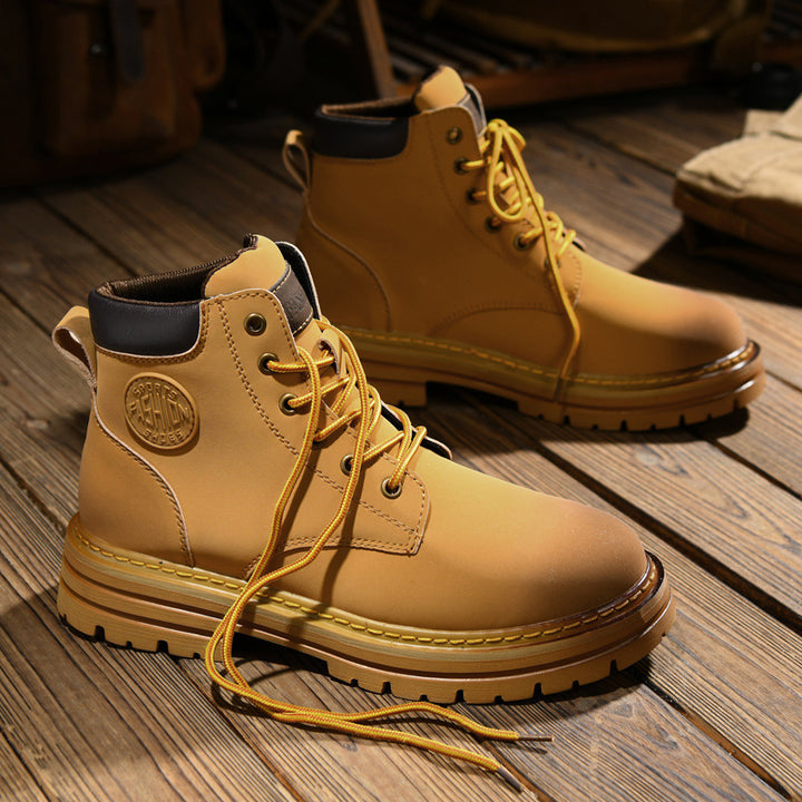 Men's work boots, water-repellent, with platform sole
